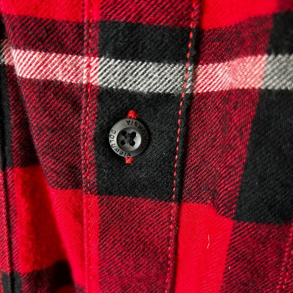 Columbia NWOT Wisconsin Badgers Red Black Plaid Flair Gun LS Flannel Shirt Sz L - Picture 8 of 14